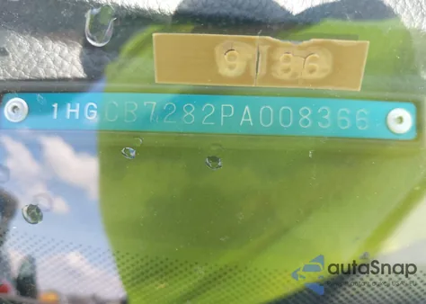 1993 Honda Accord Se из США, поврежденный, VIN 1HGCB7282PA008366